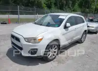 2013 Mitsubishi OUTLANDER фото