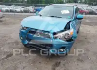 2013 Mitsubishi OUTLANDER photo