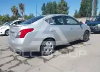 2013 Nissan VERSA photo