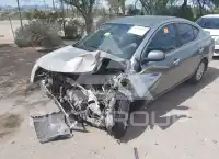 2013 Nissan VERSA photo
