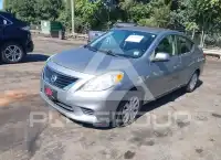 2013 Nissan VERSA фото