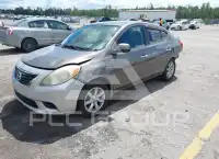 2013 Nissan VERSA фото
