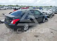 2013 Nissan VERSA фото