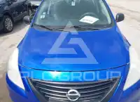 2013 Nissan VERSA photo