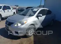 2013 Nissan VERSA photo