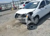 2013 Nissan VERSA photo