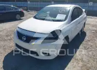 2013 Nissan VERSA фото