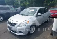 2013 Nissan VERSA фото