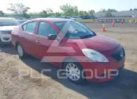 2013 Nissan VERSA photo