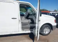 2013 Nissan NV 2500 фото