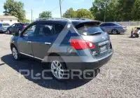 2013 Nissan ROGUE photo