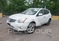 2013 Nissan ROGUE photo