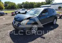 2013 Nissan ROGUE photo