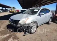 2013 Nissan ROGUE photo