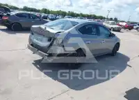 2013 Nissan SENTRA фото