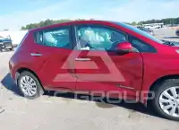 2013 Nissan LEAF photo