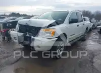 2013 Nissan TITAN фото
