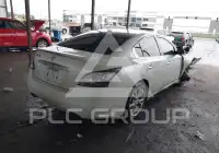 2013 Nissan MAXIMA photo