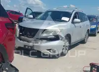 2013 Nissan PATHFINDER photo