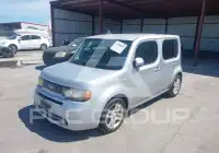 2013 Nissan Cube фото