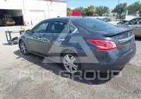 2013 Nissan ALTIMA фото
