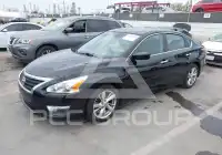 2013 Nissan ALTIMA фото