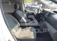 2013 Nissan NV 200 photo