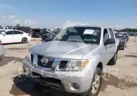 2013 Nissan FRONTIER фото