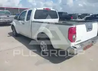 2013 Nissan FRONTIER фото