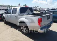 2013 Nissan FRONTIER фото