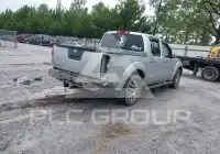 2013 Nissan FRONTIER фото