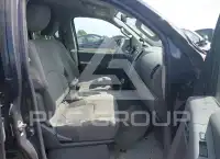 2013 Nissan FRONTIER photo