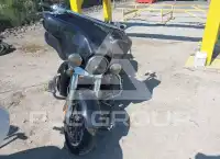 2013 Harley-Davidson FLHTCU фото