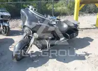 2013 Harley-Davidson FLHTCU фото