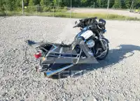 2013 Harley-Davidson FLHTCU фото