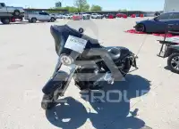 2013 Harley-Davidson FLHX photo