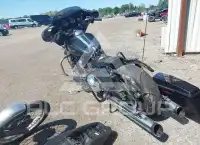2013 Harley-Davidson FLHX photo