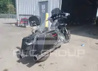 2013 Harley-Davidson FLHX фото