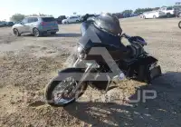 2013 Harley-Davidson FLHX фото
