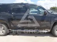 2013 Chevrolet Suburan photo