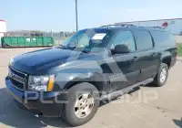2013 Chevrolet Suburan photo