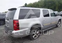 2013 Chevrolet Suburan фото
