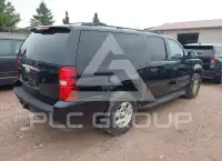 2013 Chevrolet Suburan photo