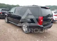 2013 Chevrolet Suburan photo