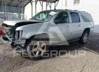 2013 Chevrolet Suburan photo
