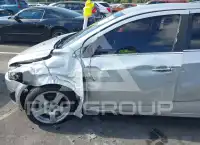 2013 Chevrolet Sonic фото