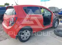 2013 Chevrolet Sonic фото
