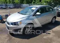 2013 Chevrolet Sonic фото