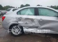 2013 Chevrolet Sonic фото