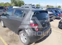 2013 Chevrolet Sonic фото